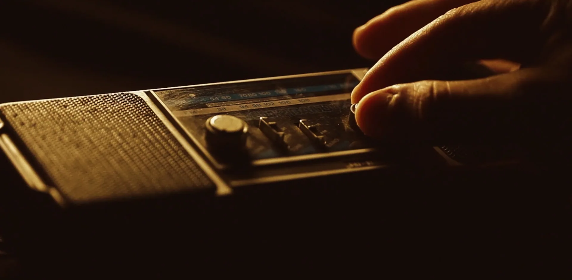 An object carrying a memory / film still