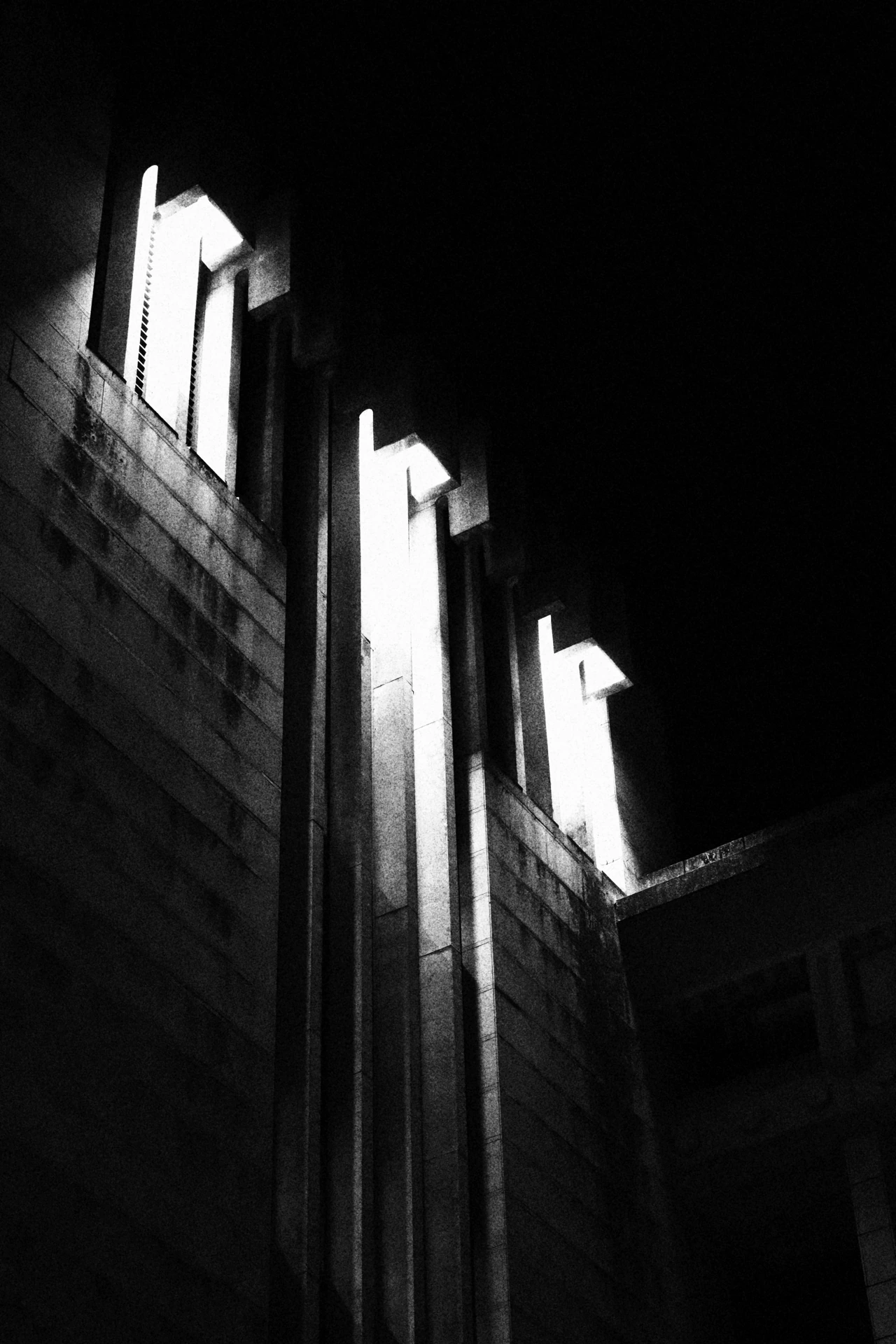 Fine art / rhythm against the night