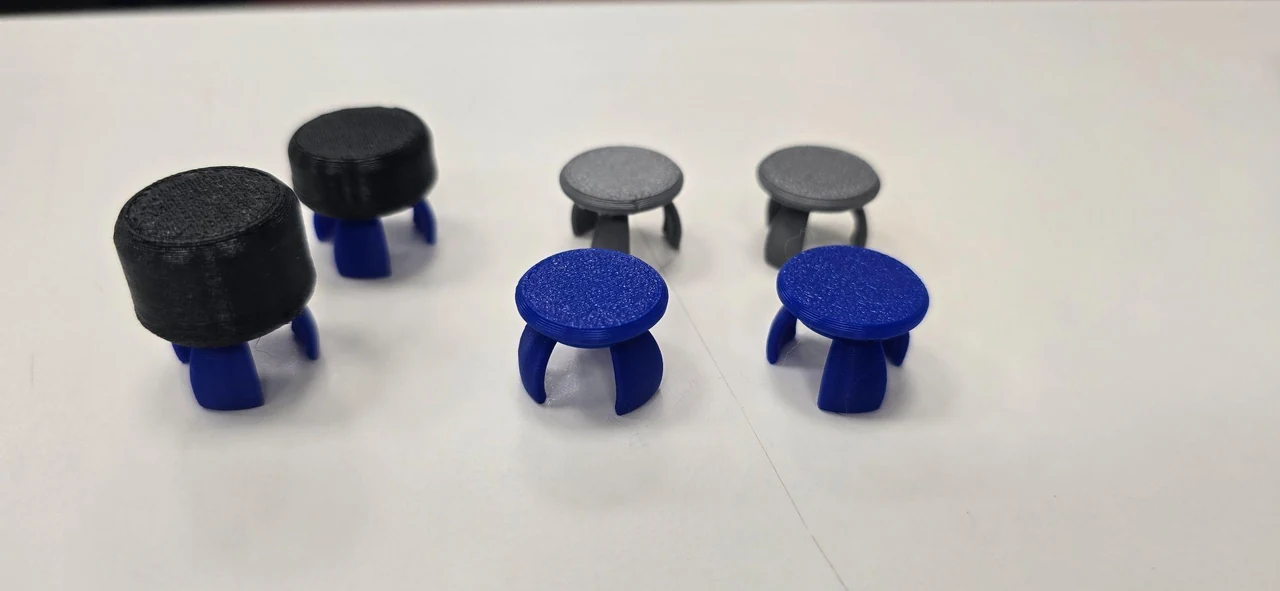 Small printed contact pads of different forms